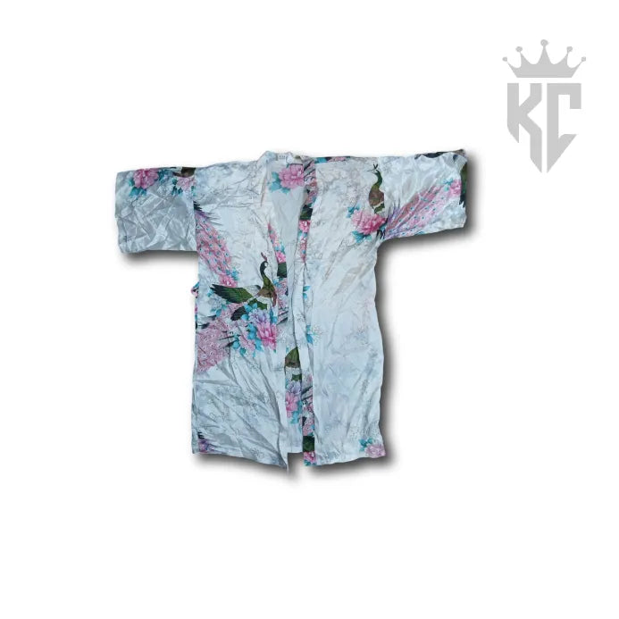 Pre-Loved Japanese Kimono Costume – Grace in Every Fold 🇯🇵
